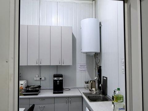 комерційна за адресою Центральна вул., 10