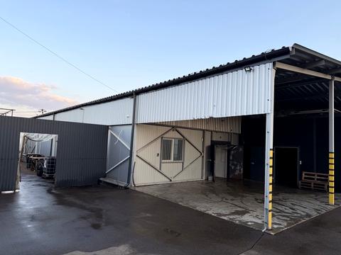 комерційна за адресою Центральна вул., 10