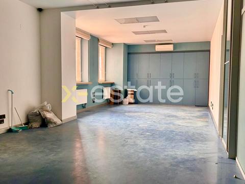 коммерческая по адресу Отакара Яроша пер., 12а