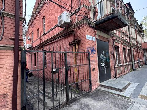 комерційна за адресою Сергія Єфремова вул. (Ворошилова), 3