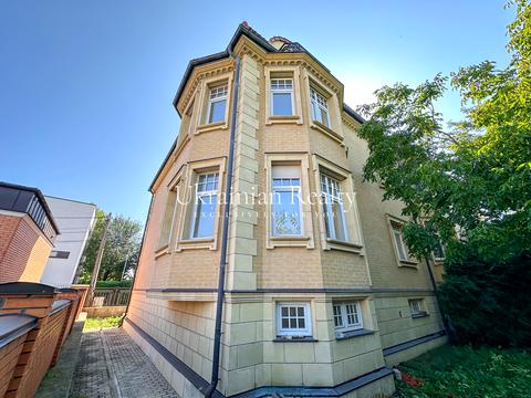 коммерческая по адресу Киев, Ольшанский пер., 8