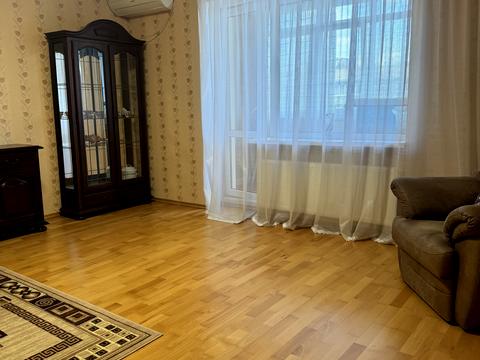 квартира за адресою Грушевського вул., 19