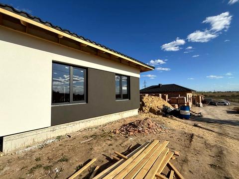 будинок за адресою Новодвірська вул.