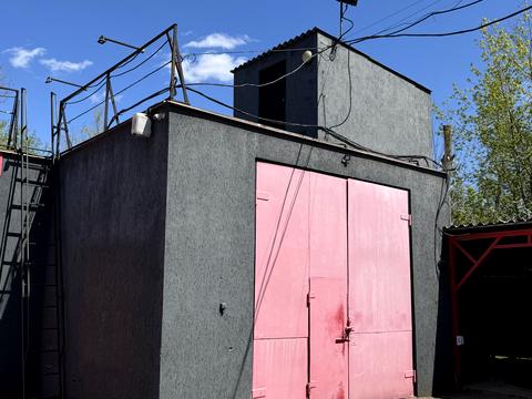 комерційна за адресою Металургів просп., 2б