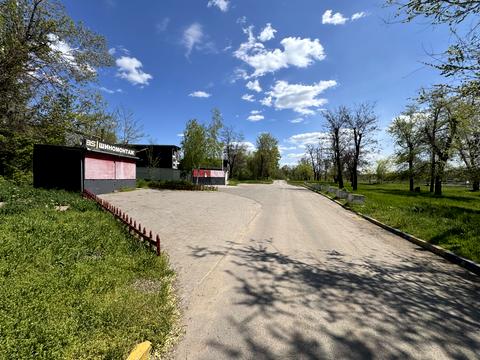 комерційна за адресою Металургів просп., 2б