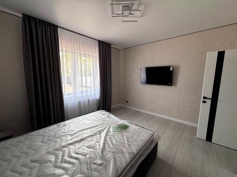 дом по адресу Київська