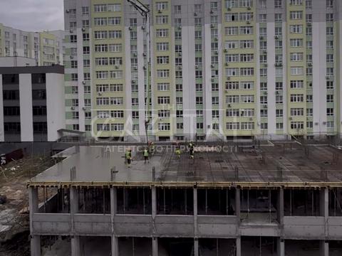 коммерческая по адресу Бакинская ул., 1