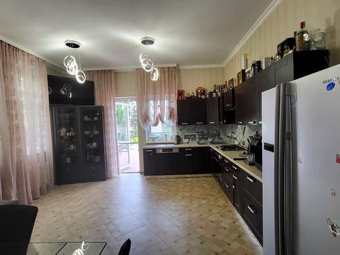 будинок за адресою Центральна вул.