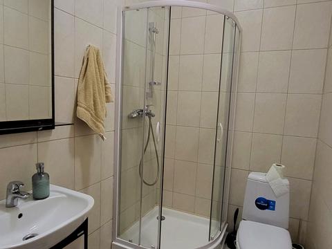 будинок за адресою Центральна вул.
