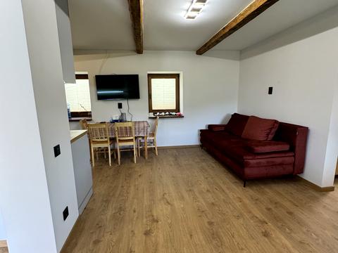 будинок за адресою с. Уїздці, Незалежності