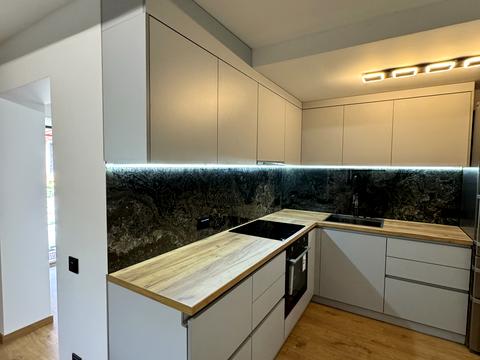 будинок за адресою с. Уїздці, Незалежності