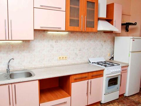 квартира за адресою Тополина вул., 30