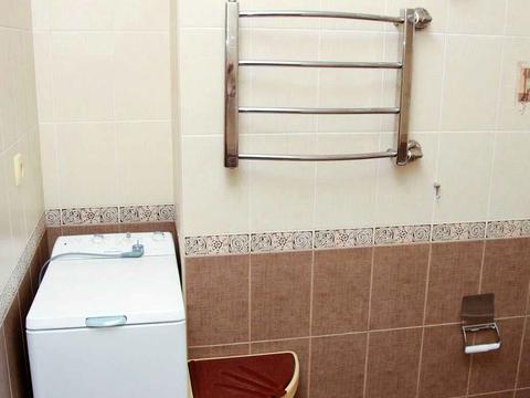 квартира за адресою Тополина вул., 30