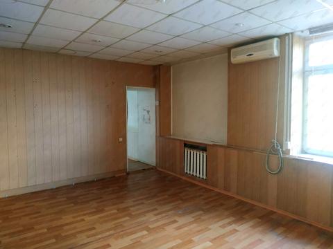комерційна за адресою Полярна вул., 15
