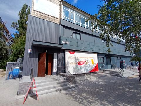 комерційна за адресою Полярна вул., 15