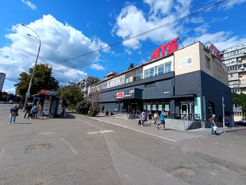 комерційна за адресою Полярна вул., 15