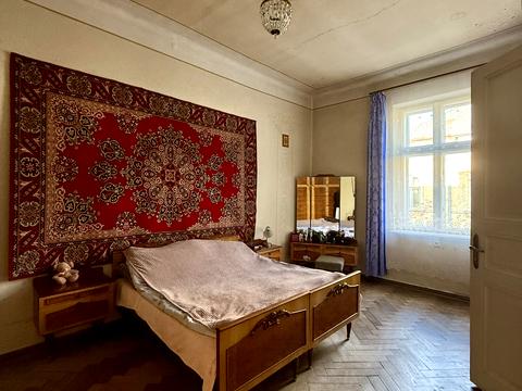 квартира за адресою Патріарха Димитрія Яреми вул. (Антона Чехова), 30