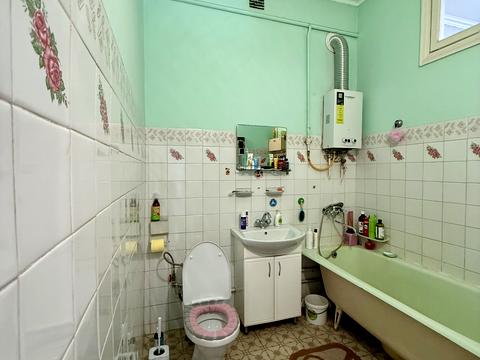 квартира за адресою Патріарха Димитрія Яреми вул. (Антона Чехова), 30