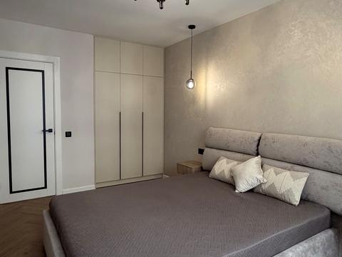 квартира за адресою Романа Левицького вул., 4
