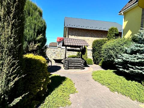 будинок за адресою Івасюка