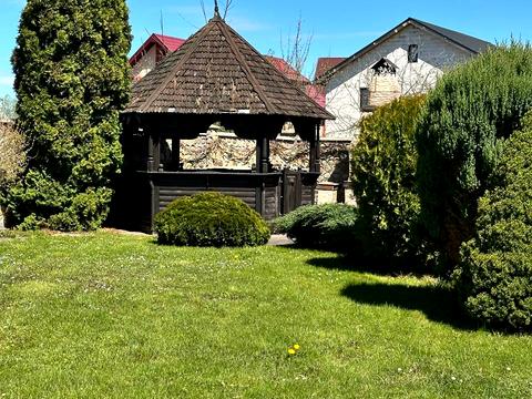 будинок за адресою Івасюка