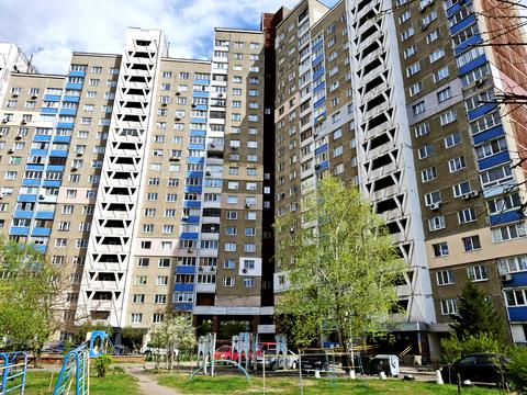 квартира за адресою Академіка Заболотного вул., 28