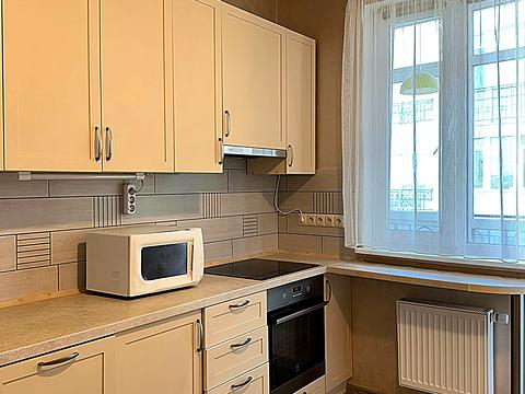 квартира за адресою Жамбила Жабаєва вул. (Кузьминська), 7-Д