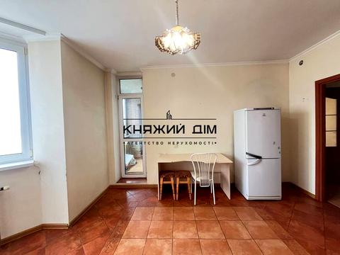 квартира за адресою Петра Григоренка просп., 20