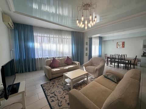 квартира за адресою Чернишевська вул., 30