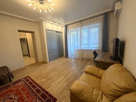 квартира за адресою Чернишевська вул., 30