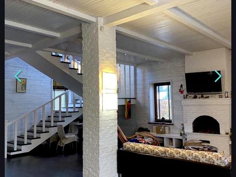 будинок за адресою Центральна вул.