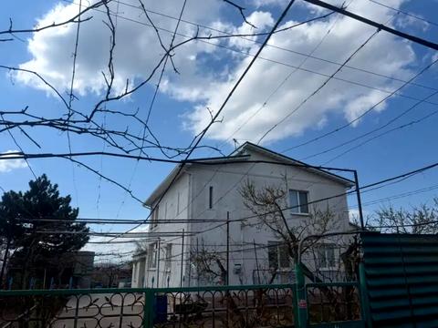 будинок за адресою Молодіжна