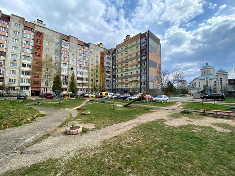 квартира за адресою Володимира Івасюка вул., 42