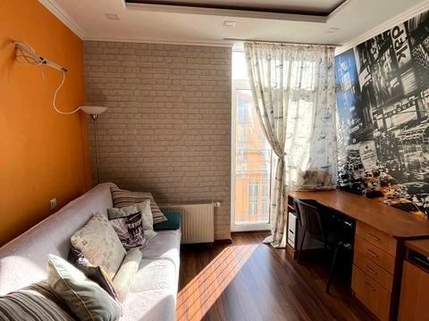 квартира за адресою Регенераторна вул., 4 к5