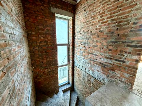 будинок за адресою Сергія Голубєва