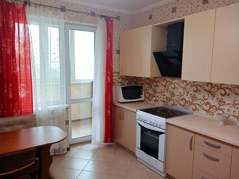 квартира за адресою Київ, Михайла Гришка вул., 8