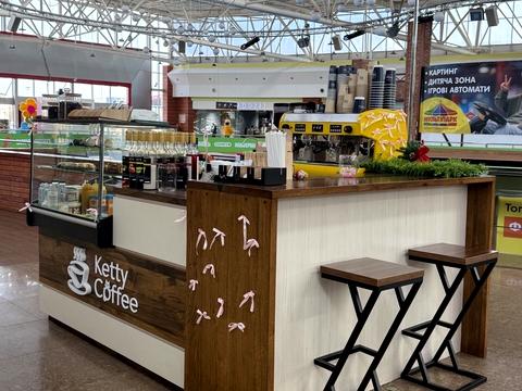 коммерческая по адресу Кулика і Гудачека ул. (Макарова), 23