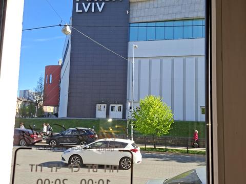 комерційна за адресою Під Дубом, 6