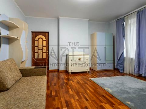 будинок за адресою Київська