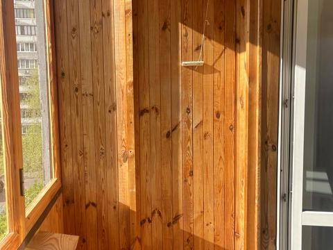 квартира за адресою Лариси Руденко вул., 8