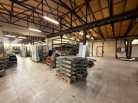 комерційна за адресою Незламна, 22