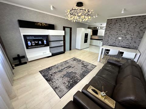 квартира за адресою Київ, Срібнокільська вул., 1