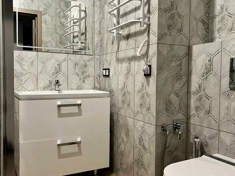 квартира за адресою Набережна Перемоги вул., 7