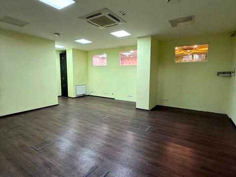 комерційна за адресою Сімферопольська вул., 2-К