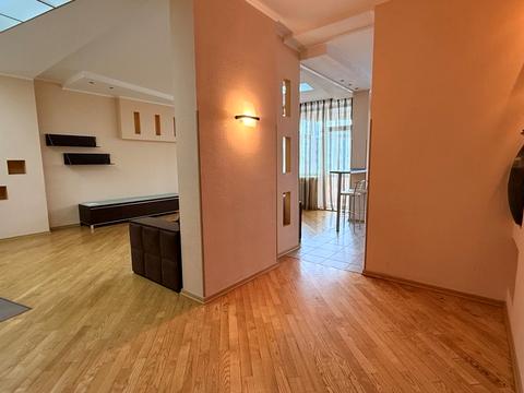квартира за адресою Лесі Українки бульв., 7-Б