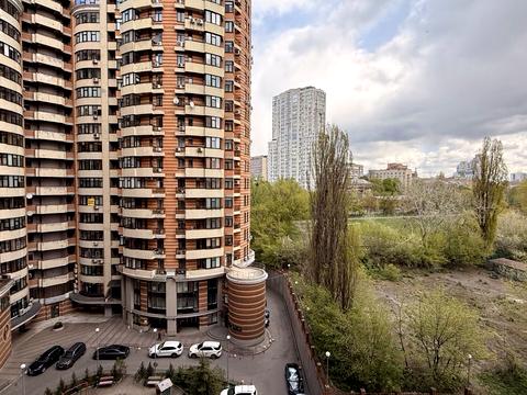 квартира за адресою Лесі Українки бульв., 7-Б