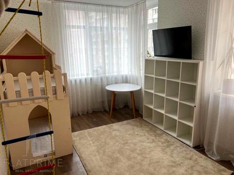 квартира по адресу Олены Пчилки ул., 3-Д