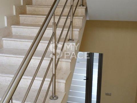 комерційна за адресою Кудрявська вул., 9