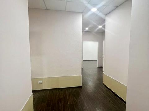 комерційна за адресою Артилерійська вул., 4в