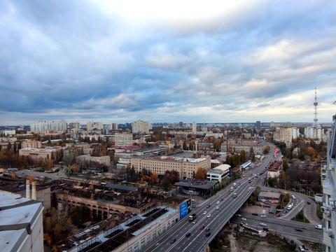 комерційна за адресою Вадима Гетьмана вул., 1-В